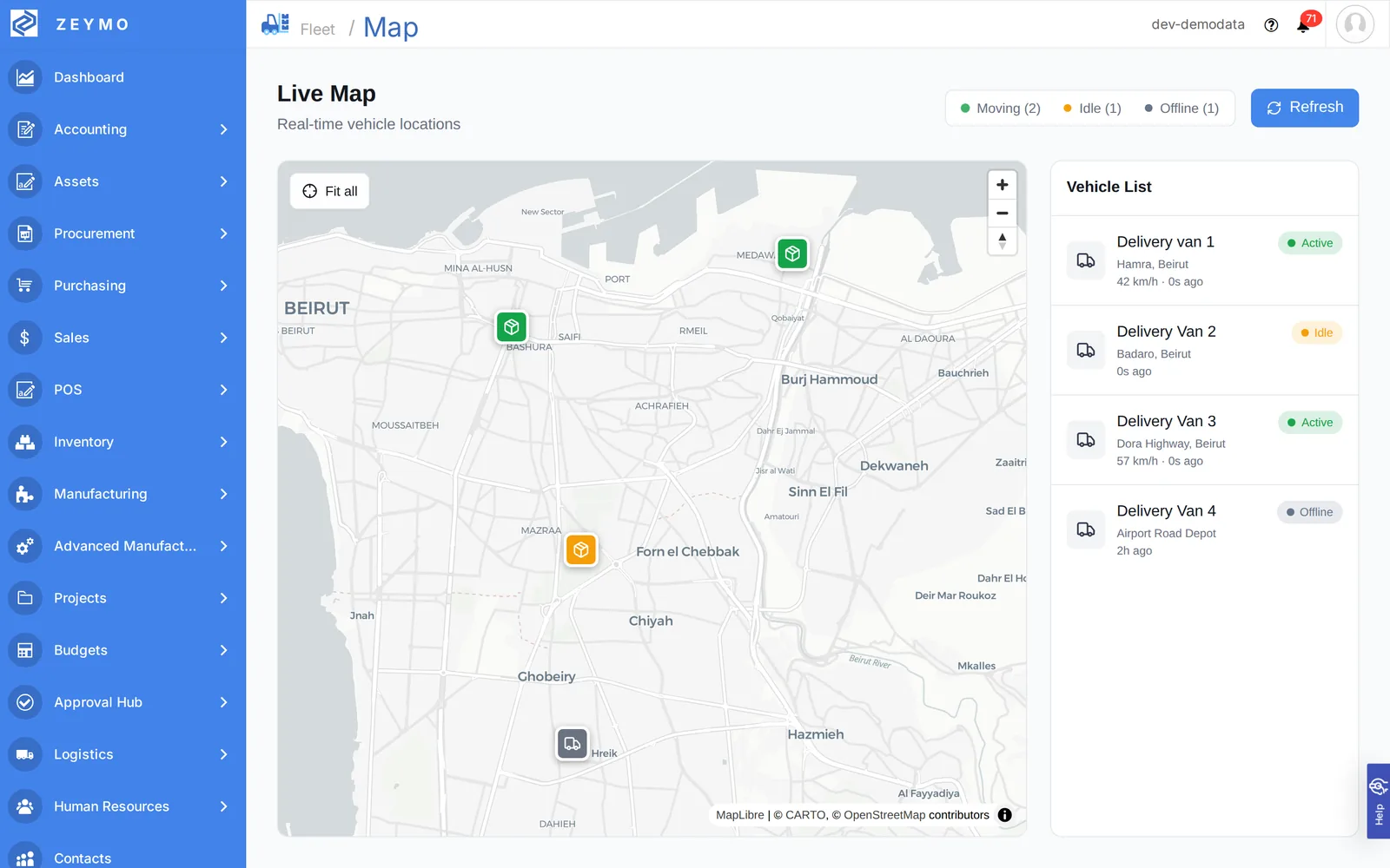 Live fleet map with moving, idle and offline vehicles and their street addresses